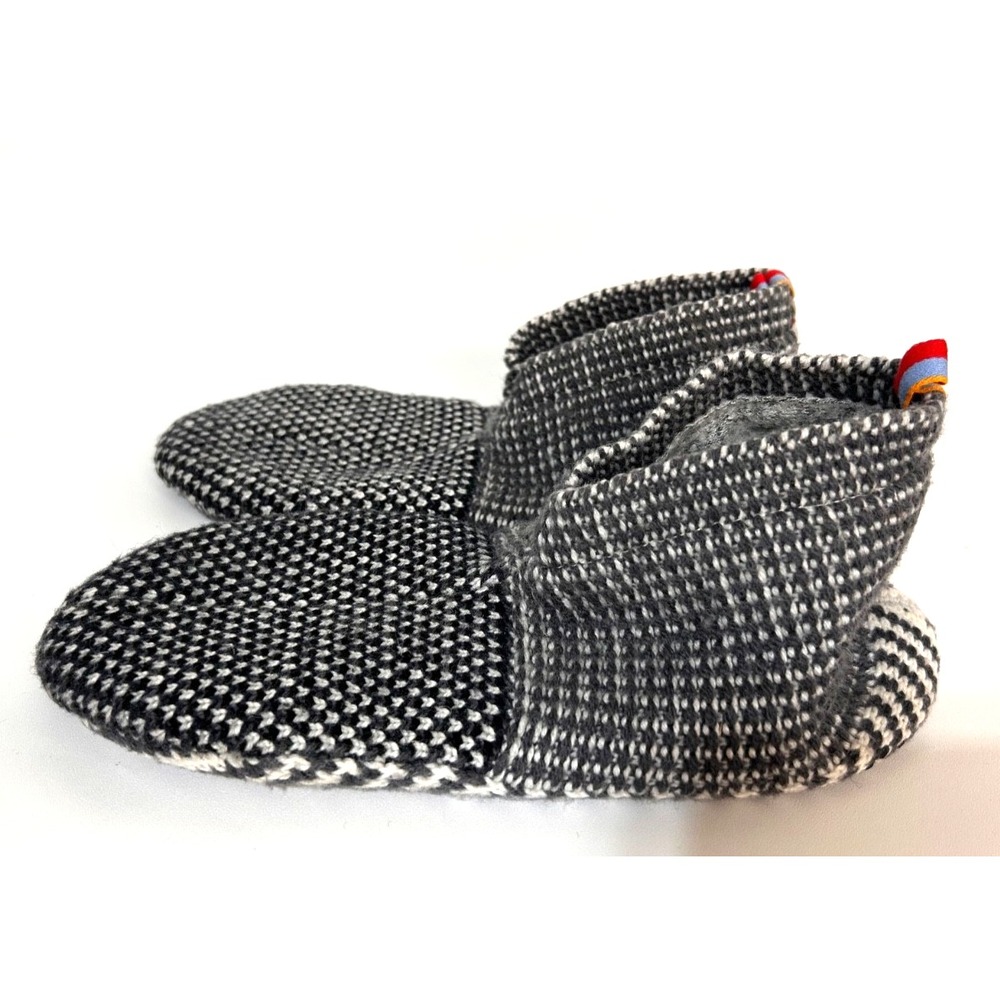 Bombas Lined Gripper Slipper House Shoes Size Medium 9-11 Gray j.
